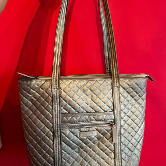 Vera Bradley Signature Cotton Small Vera Tote Bag in Silver Pearl - Picture 5 of 12